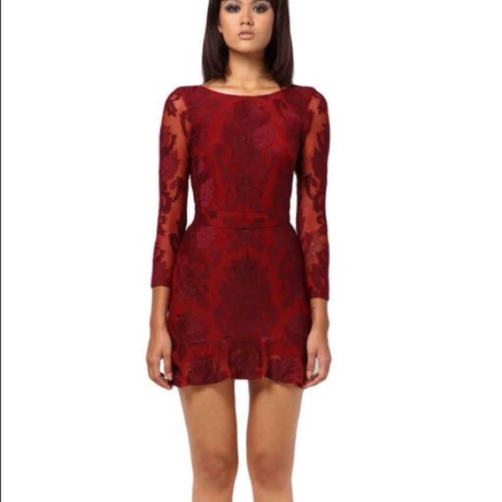 For love and lemons 🍋 night to remember dress